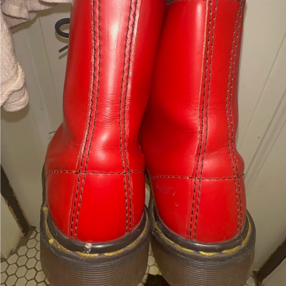 Unisex M5/W7 Made in England Dr Martens Red, The Orginal - Picture 5 of 8